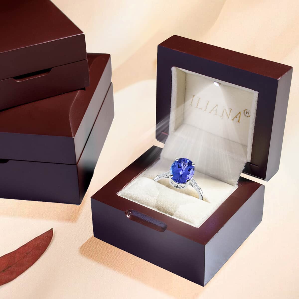Certified & Appraised Iliana 18K White Gold AAA Tanzanite and G-H SI Diamond Ring (Size 10.0) 3.50 ctw image number 6