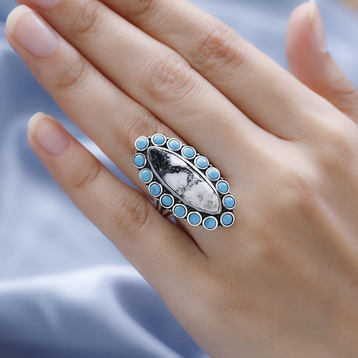 White Buffalo and Mexican Turquoise Halo Ring in Sterling Silver (Size 10.0) 7.35 Grams 10.00 ctw image number 2