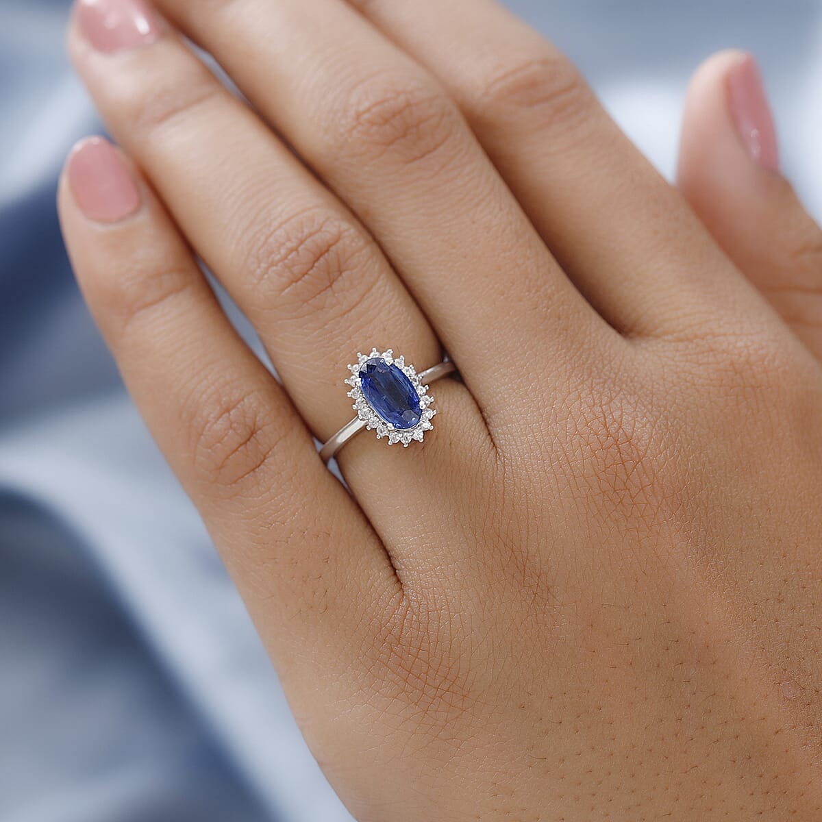 Kashmir Kyanite and Natural White Zircon Halo Ring in Platinum Over Sterling Silver (Size 8.0) 1.75 ctw image number 2