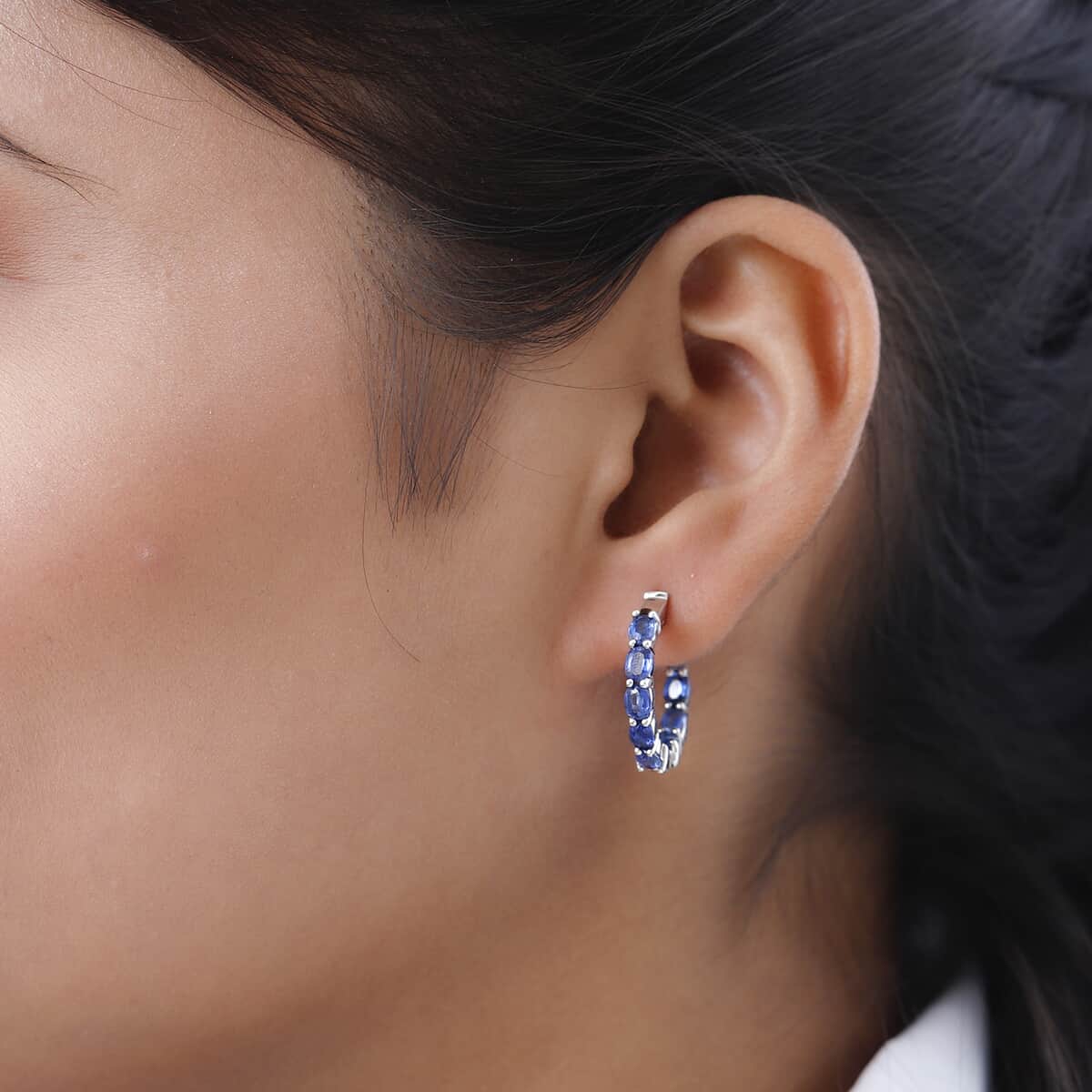 Kashmir Kyanite Hoop Earrings in Platinum Over Sterling Silver 3.60 ctw image number 2