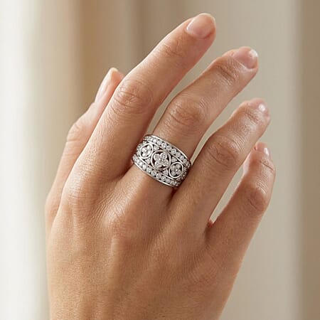 17 / White Cubic Zirconia / 925 Silver - Product card gallery slide 3 (10176925794617)
