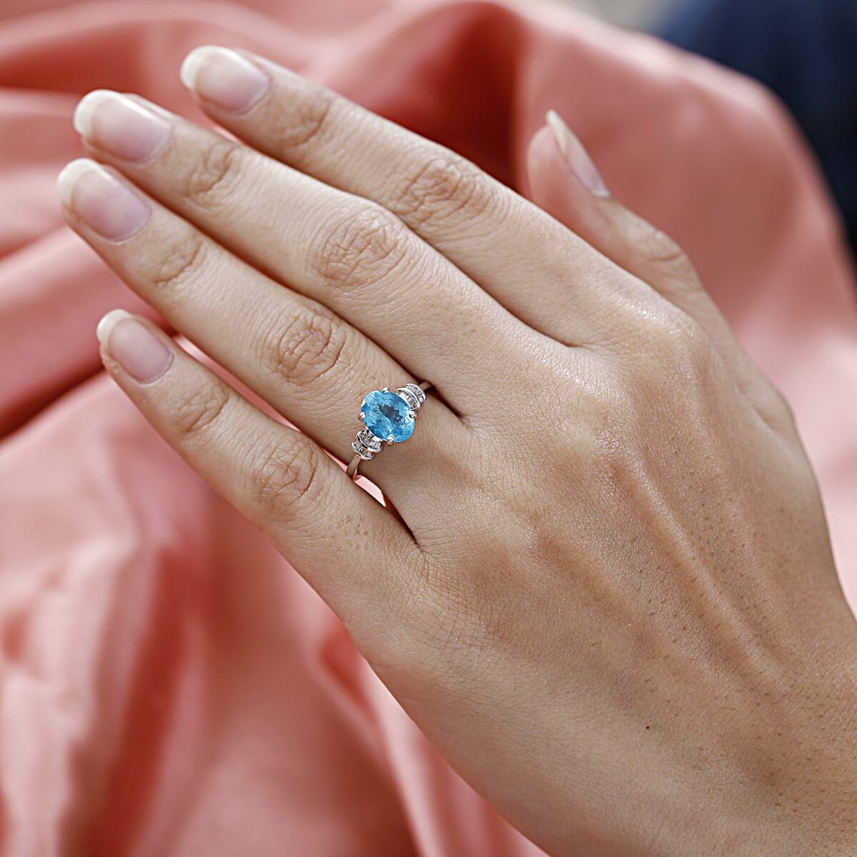 LUXORO 10K White Gold AAA Madagascar Paraiba Apatite and Diamond Ring 2 Grams 1.65 ctw image number 2