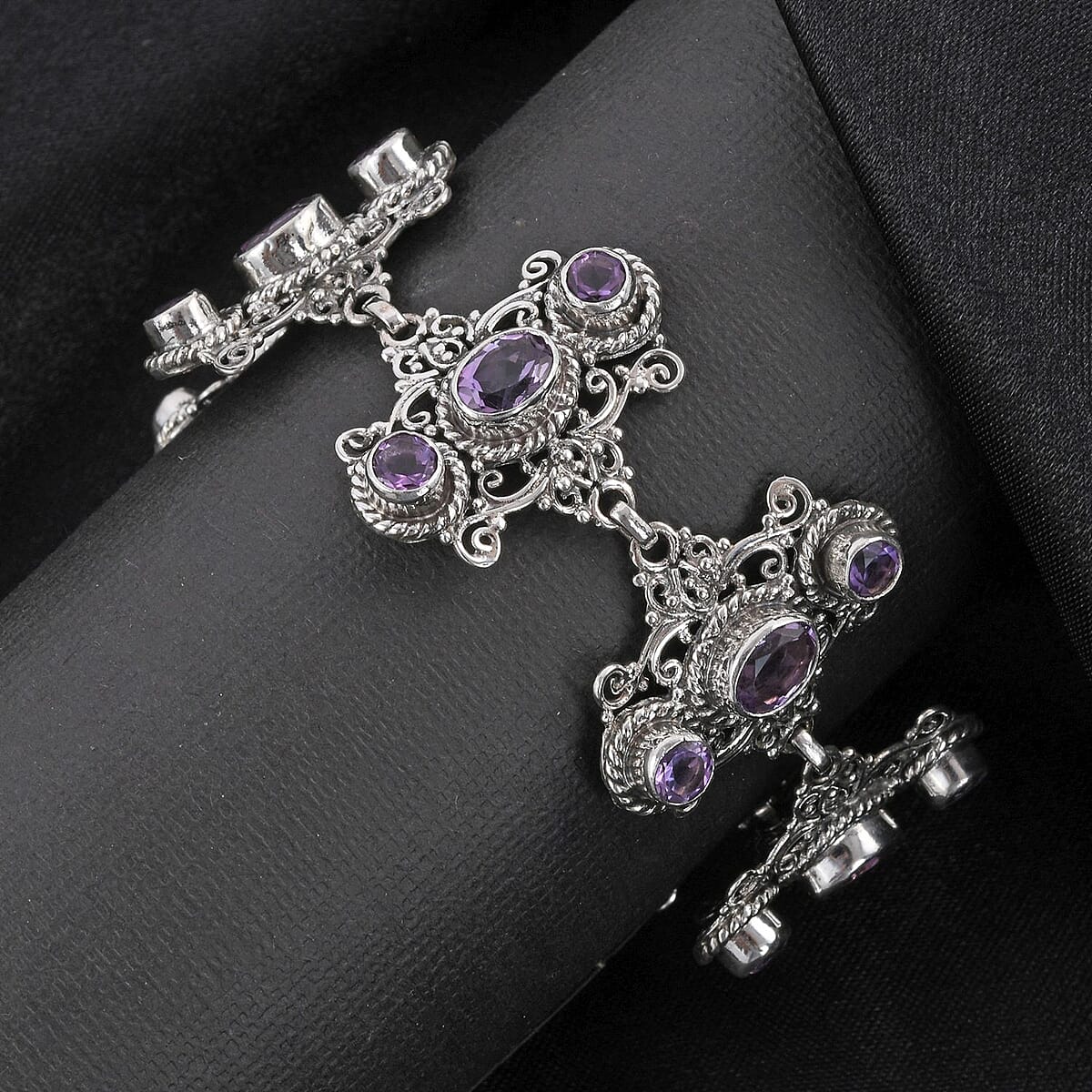Bali Legacy Uruguayan Amethyst Toggle Clasp Bracelet in Sterling Silver (7-8.0In) 14.75 ctw image number 1