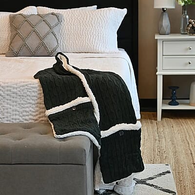 Huggle Ultra Plush Sherpa Knitted Reversible Scarf with Pockets