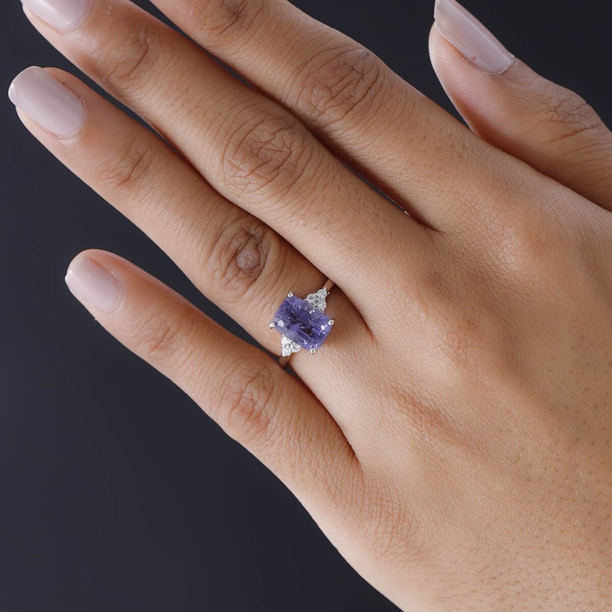 Rare Find LUXORO 14K White Gold AAA Color Change Hackmanite and G-H I2 Diamond Ring 3 Grams 2.25 ctw image number 2