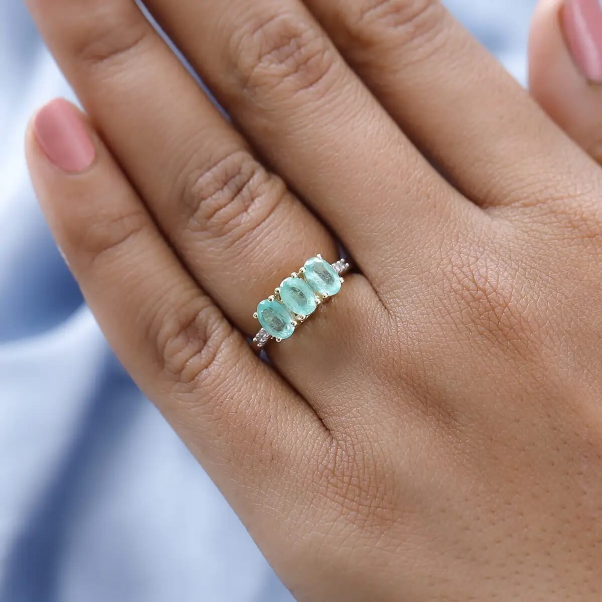Doorbuster LUXORO 10K Yellow Gold Premium Boyaca Colombian Emerald and G-H I3 Diamond 3 Stone Ring 1.25 ctw image number 5