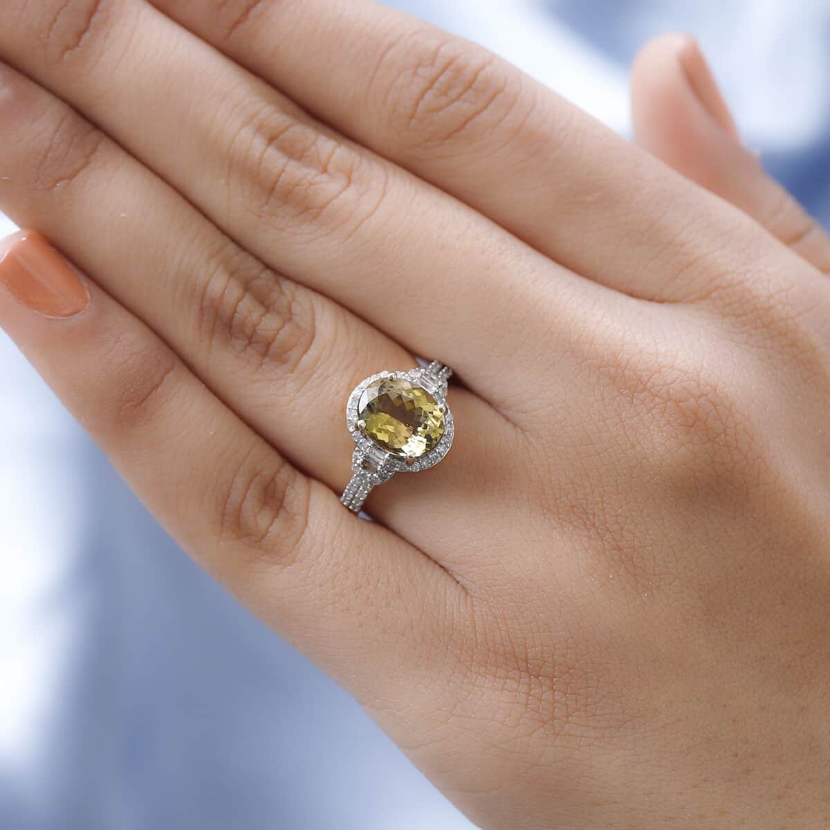 Luxoro 14K Yellow Gold Premium Golden Tanzanite and G-H I3 Diamond Ring (Size 8.0) 3.10 ctw image number 2