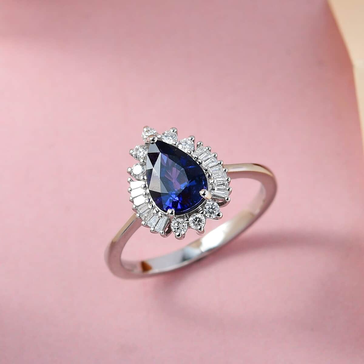Rhapsody 950 Platinum AAAA Tanzanian Color Change Sapphire and E-F VS Diamond Ring (Size 7.0) 5.5 Grams 2.15 ctw image number 1