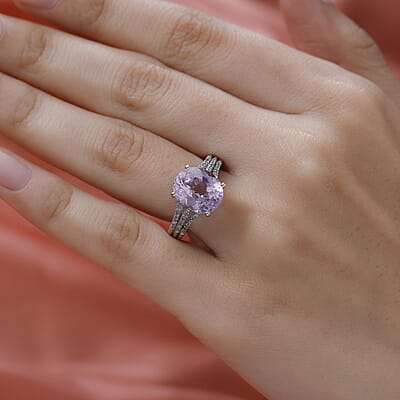 AAA Patroke Kunzite and Diamond Ring in Platinum Over Sterling Silver (Size 7.0) 6.50 ctw