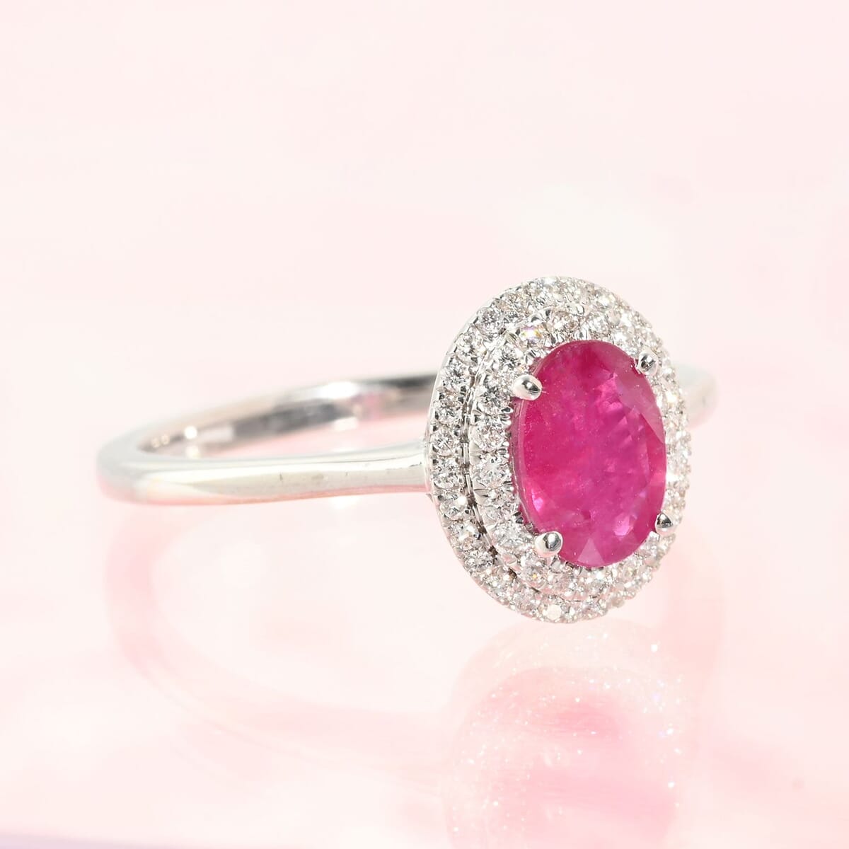  Dan Dennis Deal 18K White Gold AAAA Royal Ruby and G-H SI Diamond Double Halo Ring (Size 6.0) 3.50 Grams 1.10 ctw image number 1