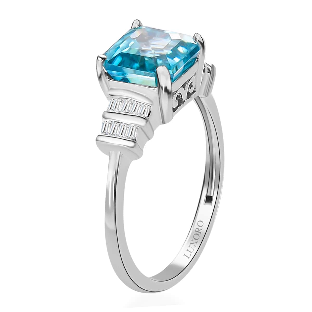 LUXORO 10K White Gold Premium Ratanakiri Blue Zircon amd Diamond Ring 2.30 Grams 3.15 ctw image number 3