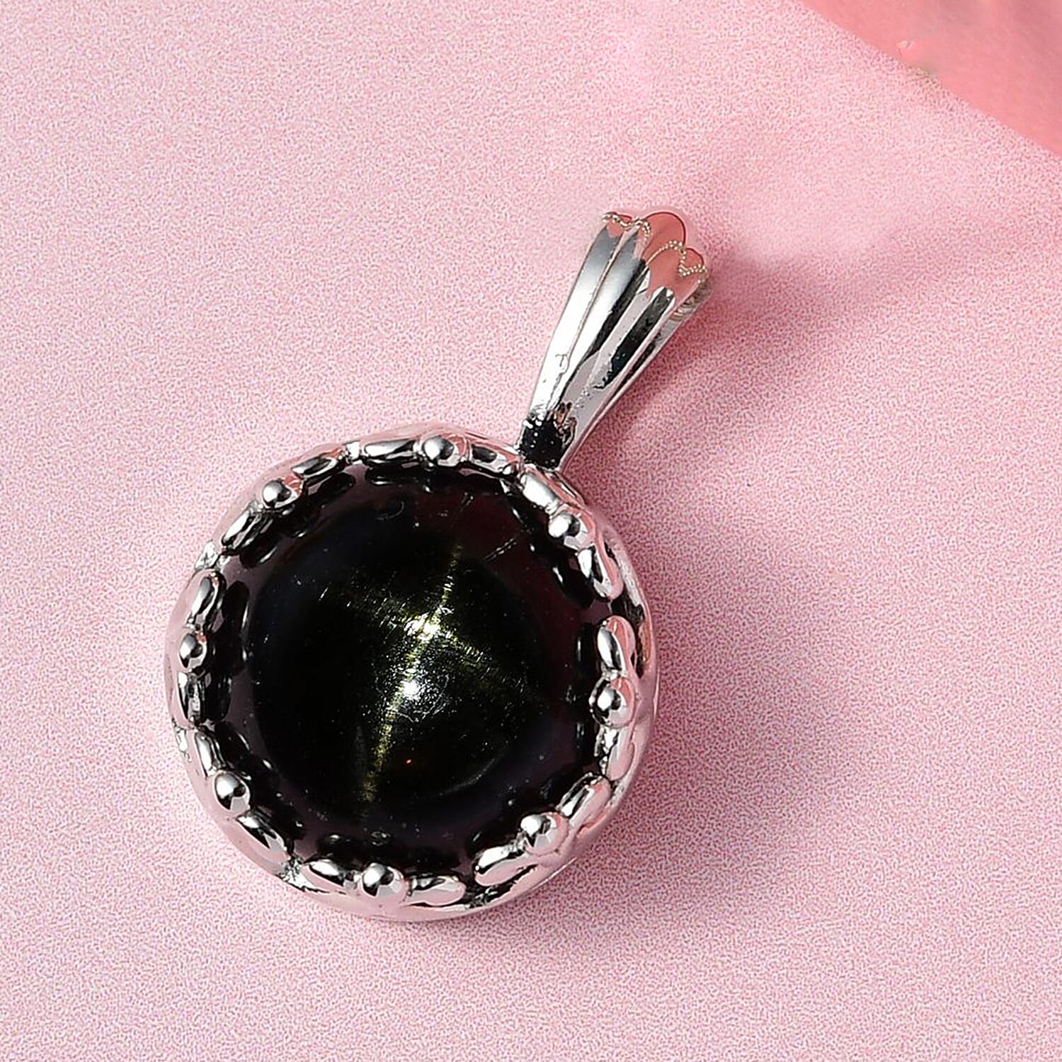 Black Star Diopside 11.00 ctw Pendant in Platinum Over Sterling Silver
