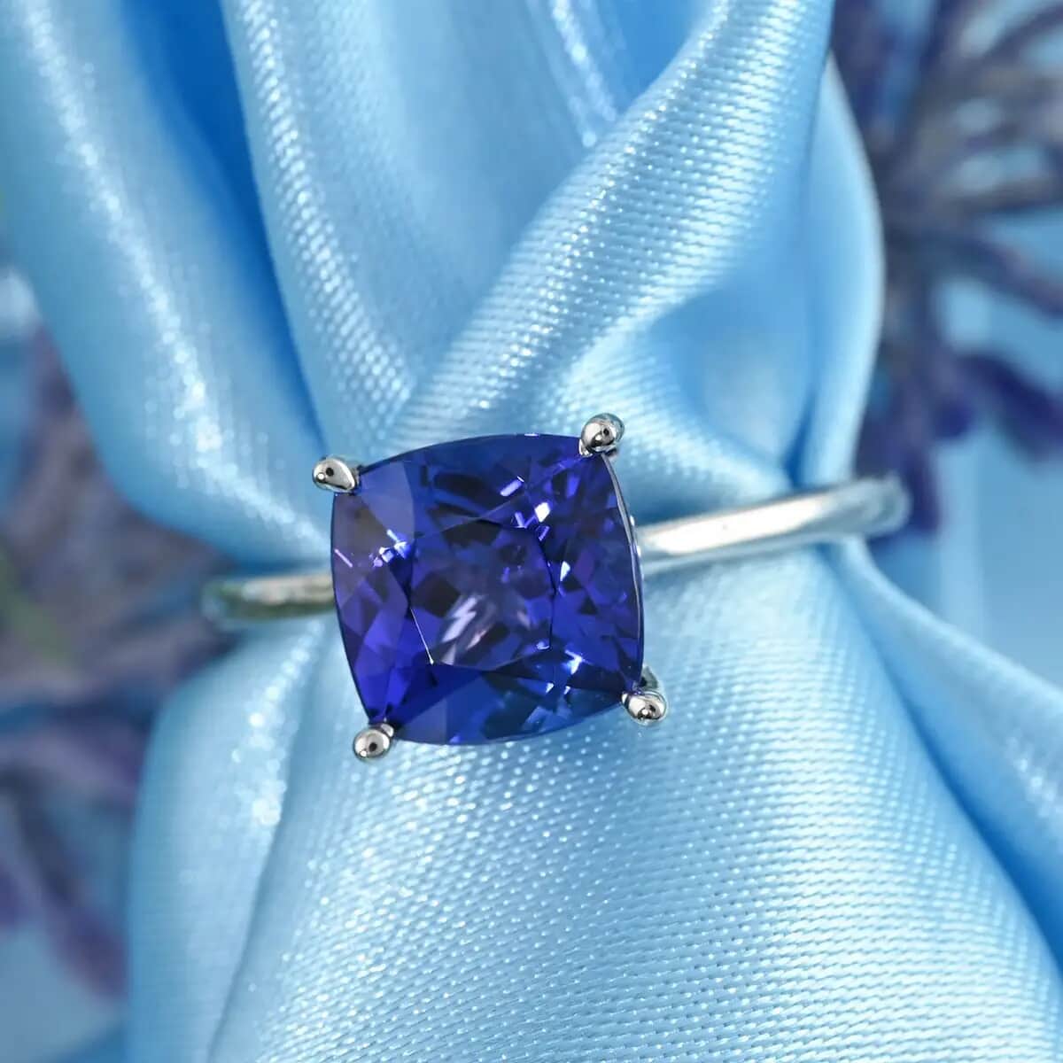 Certified and Appraised Rhapsody 950 Platinum AAAA Tanzanite and E-F VS Diamond Ring (Size 9.0) 4.50 Grams 2.75 ctw image number 1