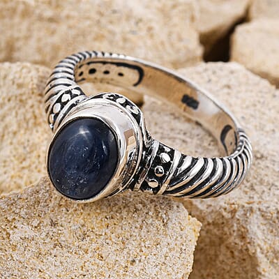 Kashmir Kyanite 2.30 ctw Ring in Sterling Silver (Size 5.5)