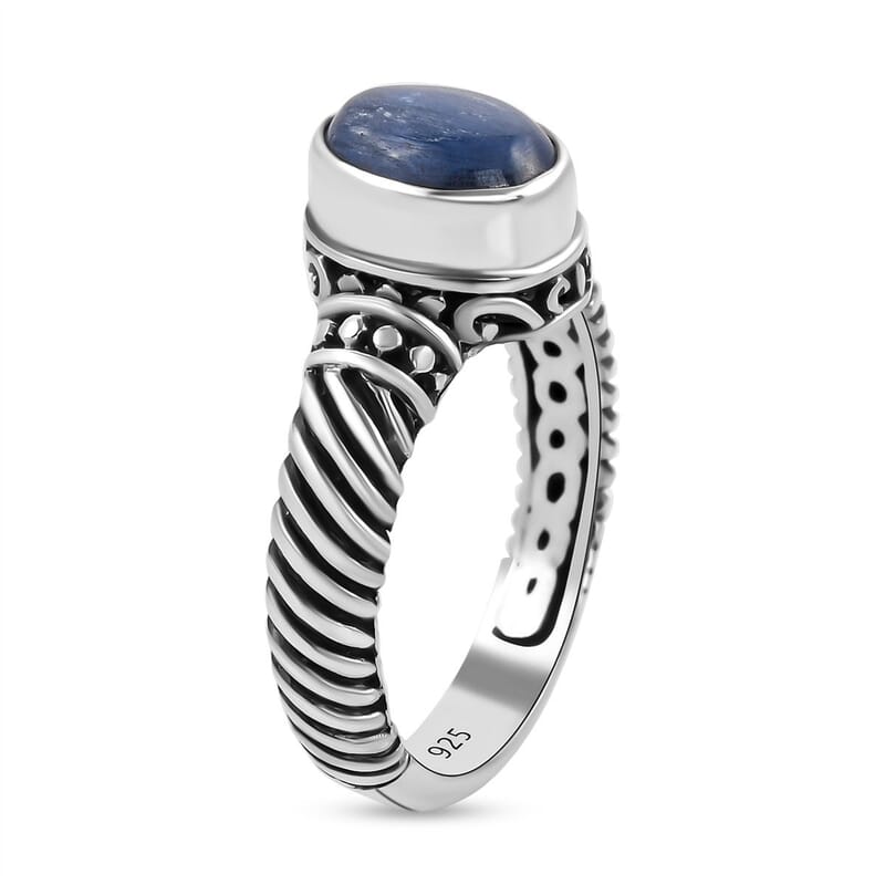 Kashmir Kyanite 2.30 ctw Ring in Sterling Silver (Size 5.5)