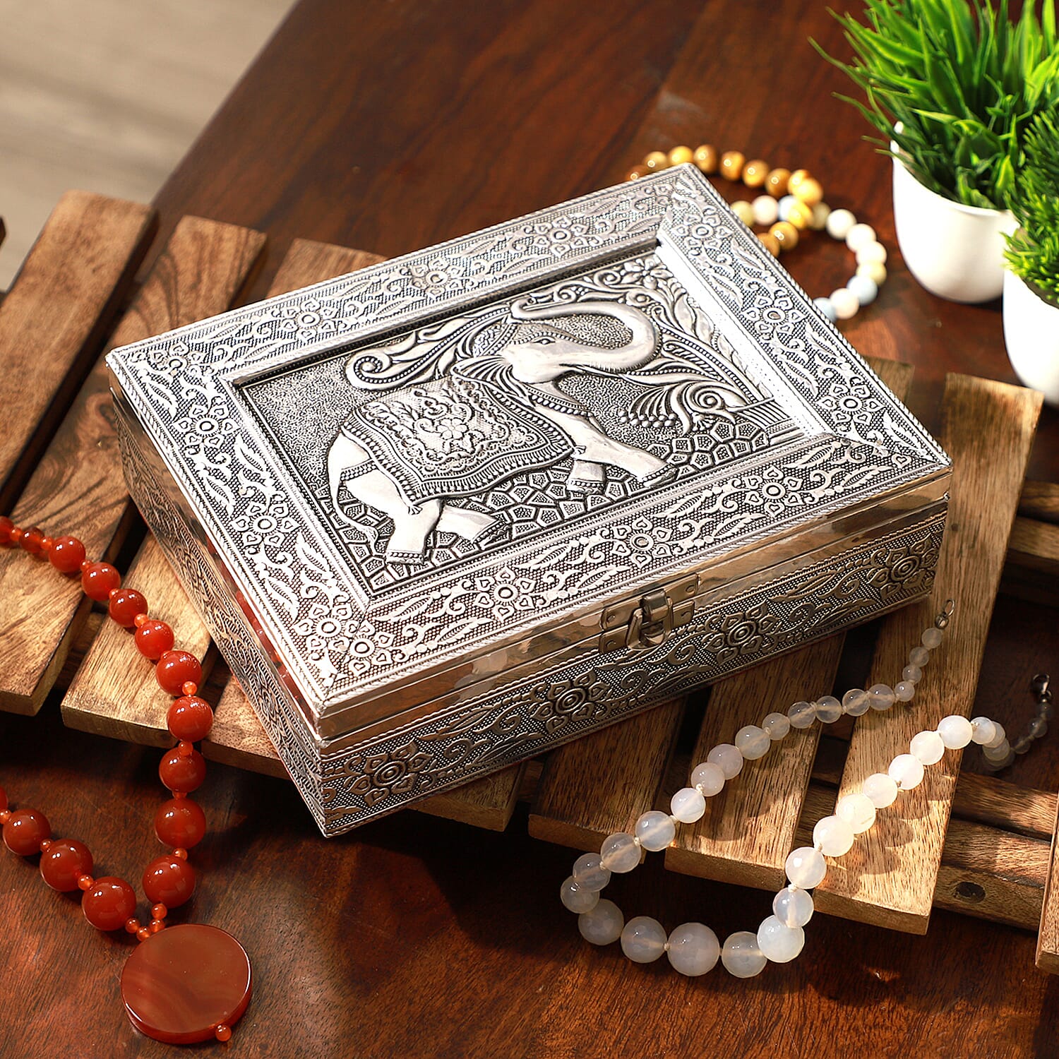 Handcrafted Elephant 3D Embossed Aluminium Oxidized Storage Box 
