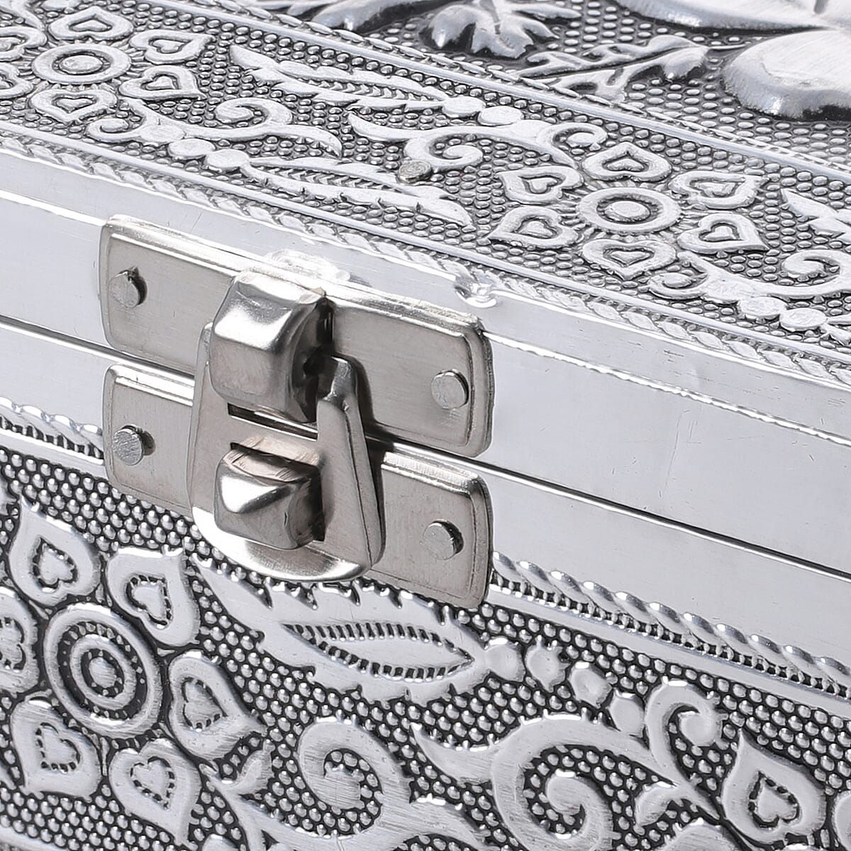 Handcrafted Flower 3D Embossed Aluminium Oxidized Storage Box image number 4