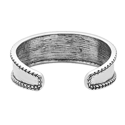 White Freshwater Pearl Cuff Bracelet in Silvertone (7.50 in)