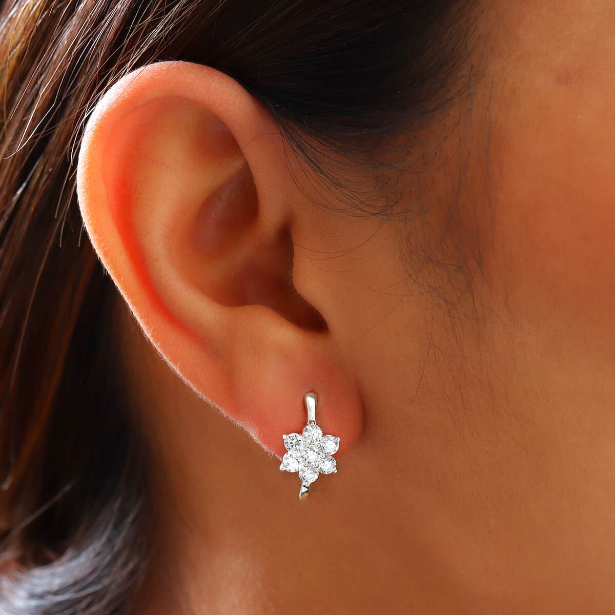 A Merry Little Christmas Jewelry Gift Set with Simulated Diamond Floral Stud Earrings in Sterling Silver 2.10 ctw image number 4