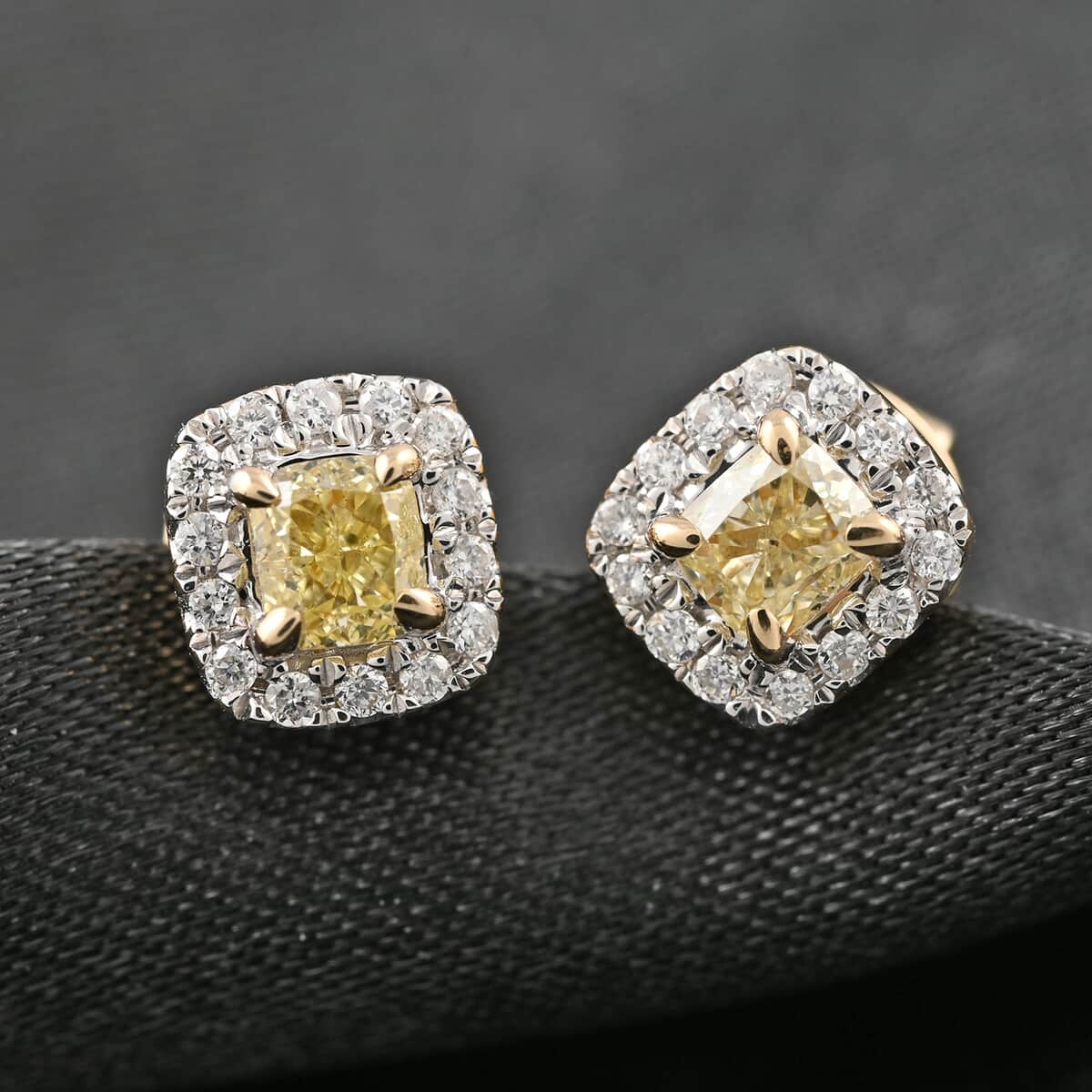 14K Yellow and White Gold Natural Yellow and White Diamond Stud Earrings 0.50 ctw image number 1