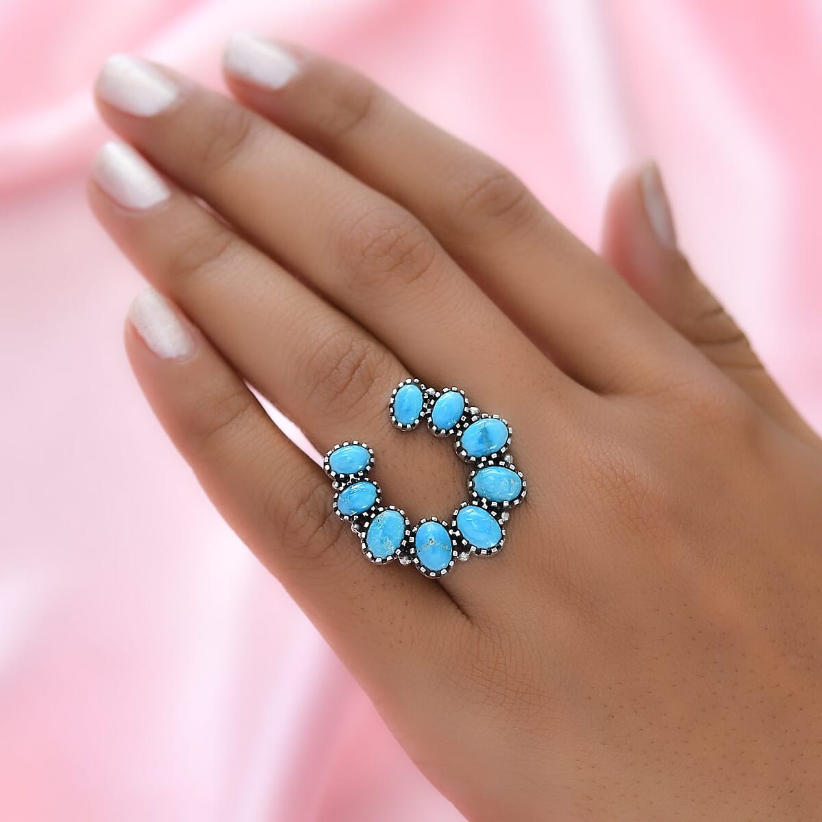 Artisan Crafted American Natural Blue Ridge Turquoise Horseshoe Ring in Sterling Silver 7.10 ctw image number 2