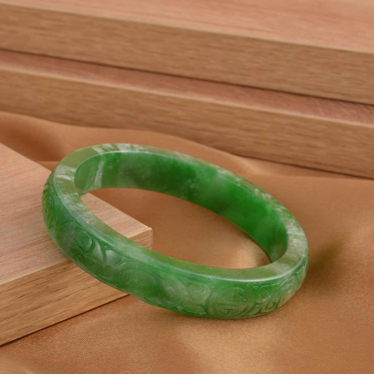 Green Jade (D) Carved Flower with Money Coin Bangle Bracelet (6.75 In) 282.50 ctw image number 1