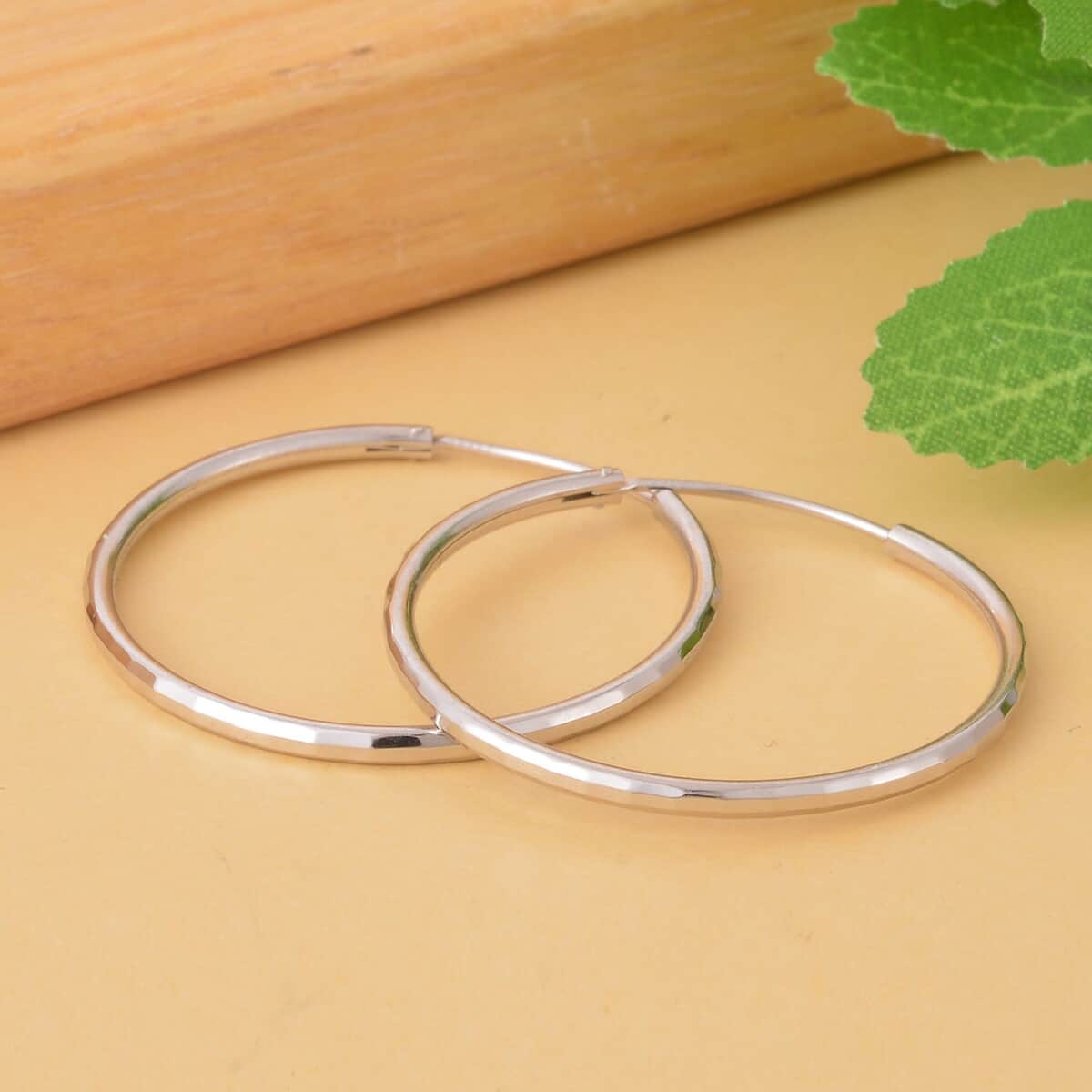 Rhodium Over Sterling Silver Classic Texture Hoop Earrings 2.70 Grams image number 1