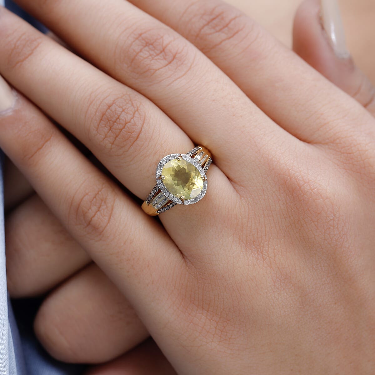 Tanzanian Natural Canary Opal, Natural Champagne and White Diamond Halo Ring in Vermeil Yellow Gold Over Sterling Silver 2.15 ctw image number 2