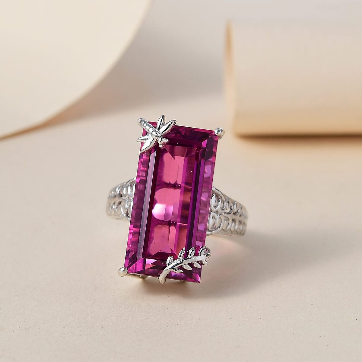 Radiant Orchid Quartz Ring in Platinum Over Sterling Silver (Size 10.0) (Delivered in 3-5 Business Days) 20.75 ctw image number 1