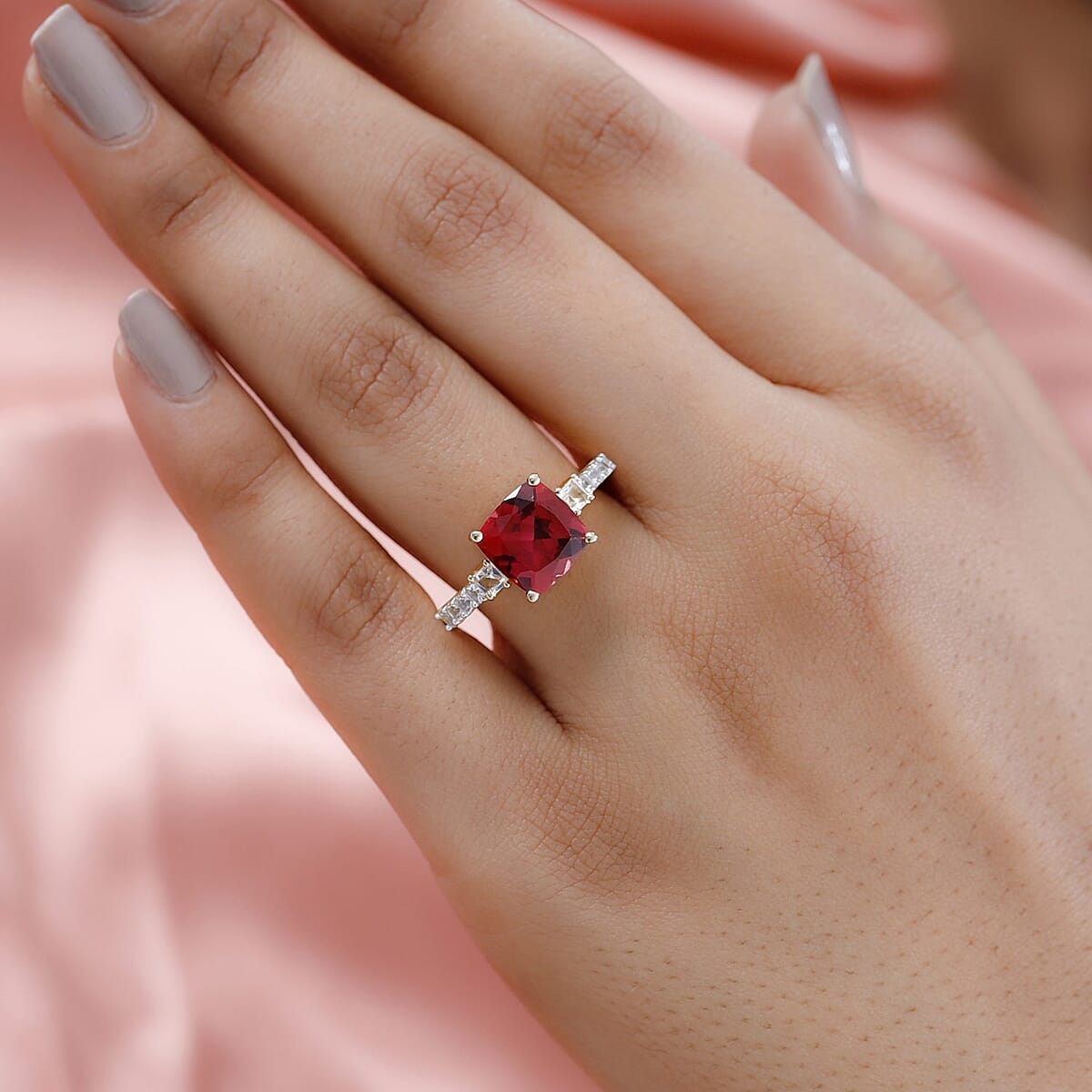 Lab Created Padparadscha Sapphire and White Topaz Ring in Vermeil Yellow Gold Over Sterling Silver (Size 6.0) 5.25 ctw image number 2