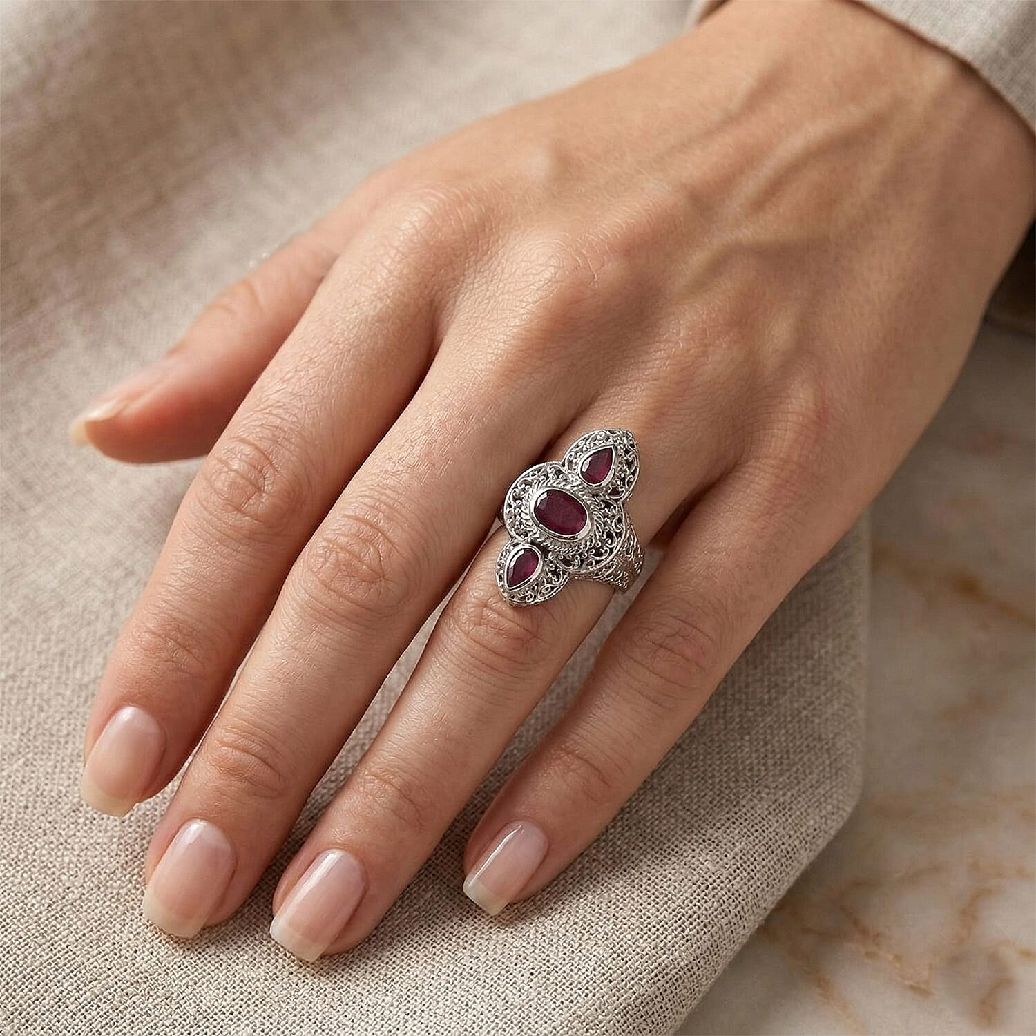 Niassa Ruby (FF) 2.30 ctwz Ring in Sterling Silver (Size 5.5)