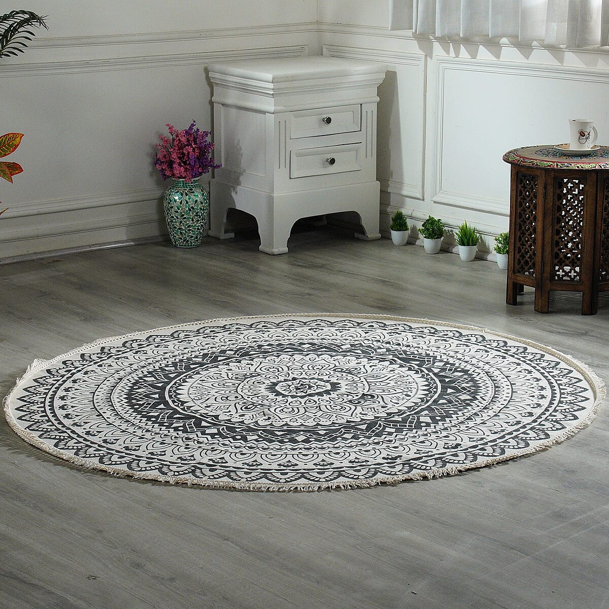 Black Woven Printed Cotton Rugs With Lace image number 1