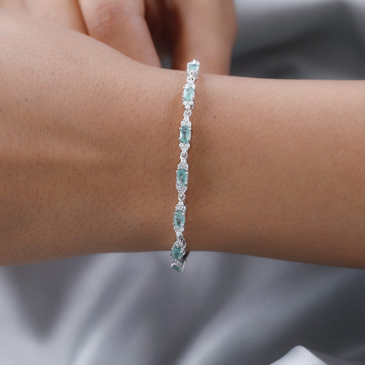 Ethiopian Emerald and Moissanite Bracelet in Platinum Over Sterling Silver (7.25 In) 7.35 Grams 4.40 ctw image number 2