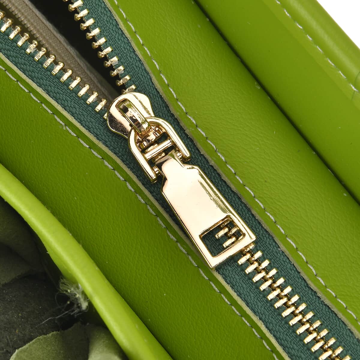 Chaos Collection Green Flower Pattern Genuine Leather Tote Bag with Handle Drop and Shoulder Strap image number 5