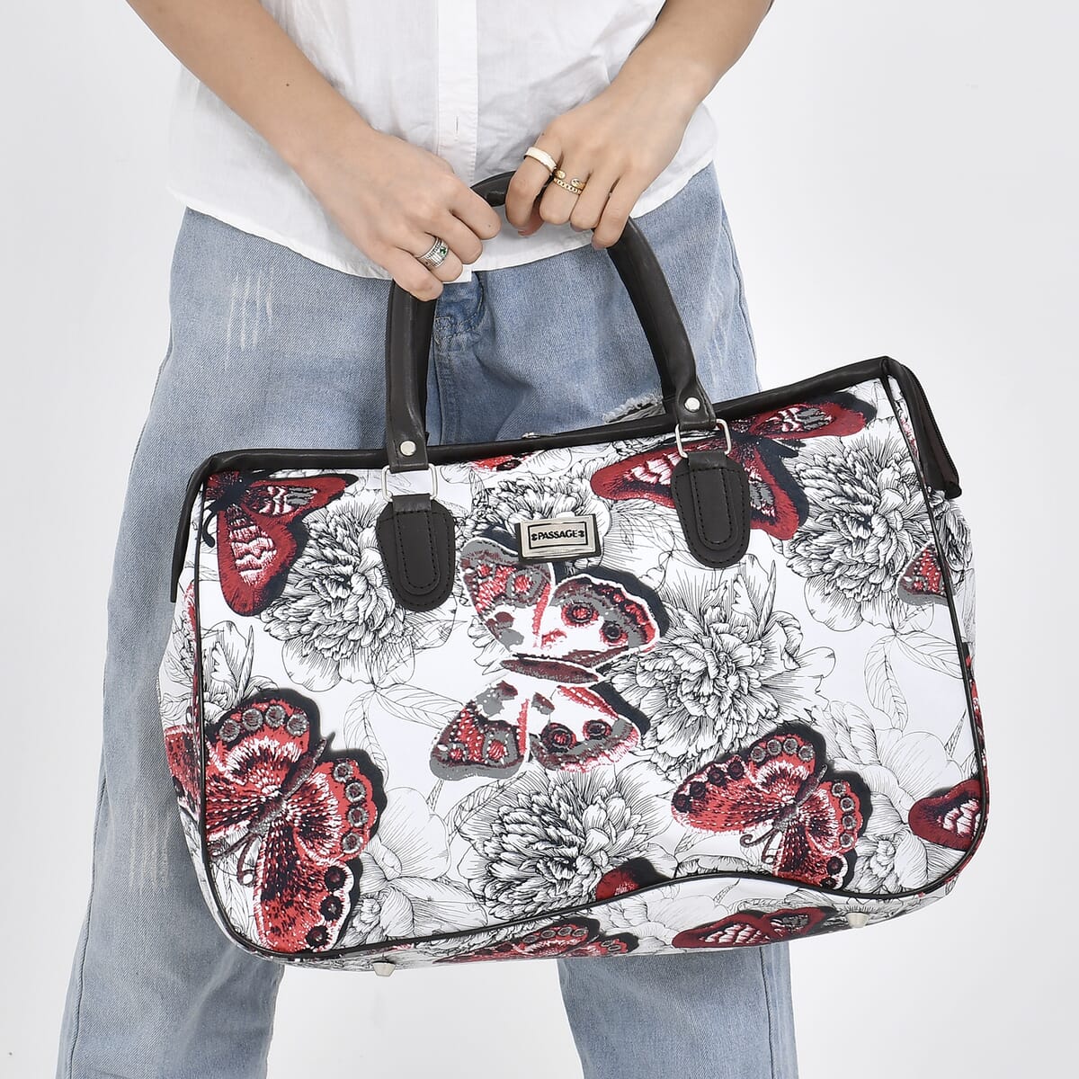Passage Red Butterfly with Flower Print Travel Bag with 43 Inches Shoulder Strap  image number 2