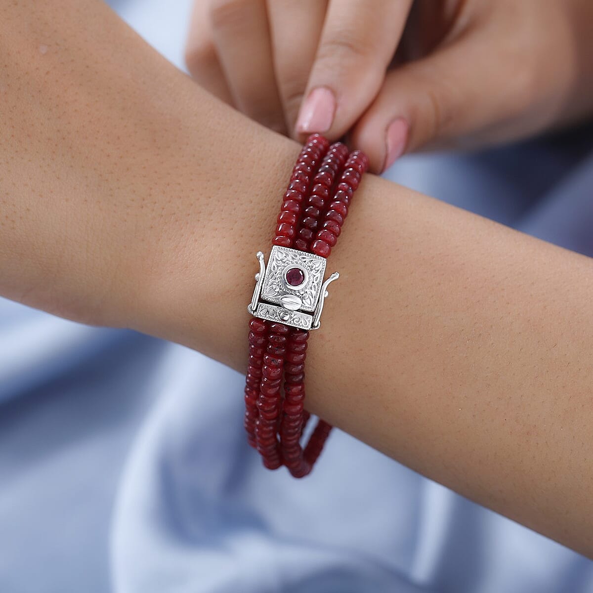Doorbuster Niassa Ruby Three Layer Beaded Bracelet in Platinum Over Sterling Silver (7.25 In) 117.40 ctw image number 2