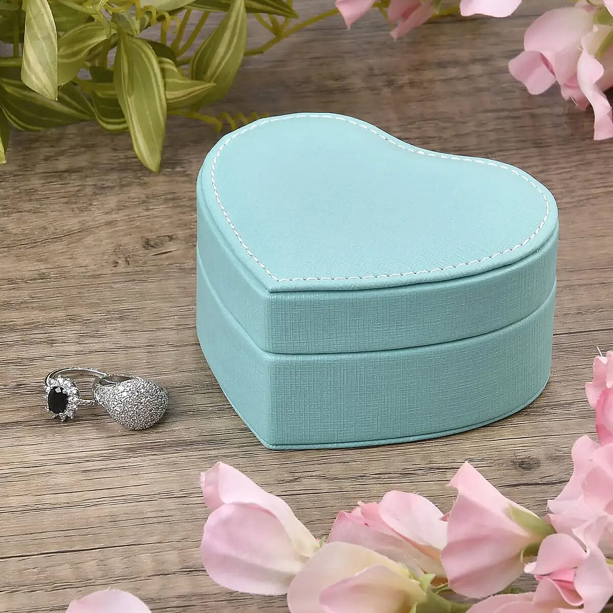 Turquoise Blue Faux Leather Heart Shape Jewelry Box with Mirror (5 Ring Row, 2 Section) image number 1
