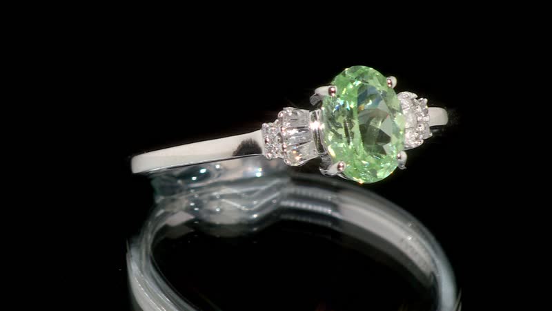 Luxoro 10K White Gold AA Tsavorite Garnet and Diamond Ring (Size 10.0) 0.85 ctw
