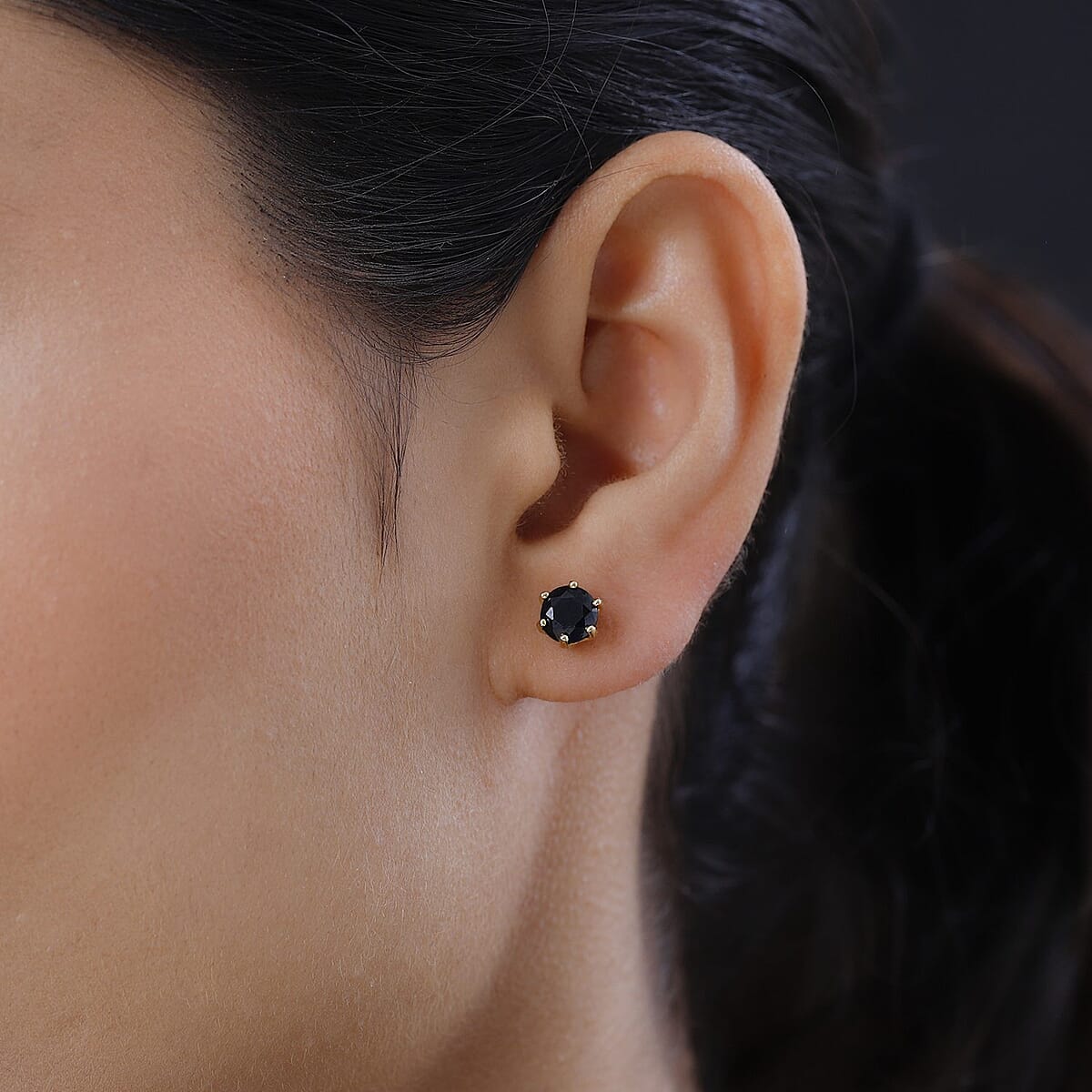 Midnight Sapphire Solitaire Stud Earrings in Vermeil Yellow Gold Over Sterling Silver 2.75 ctw image number 2