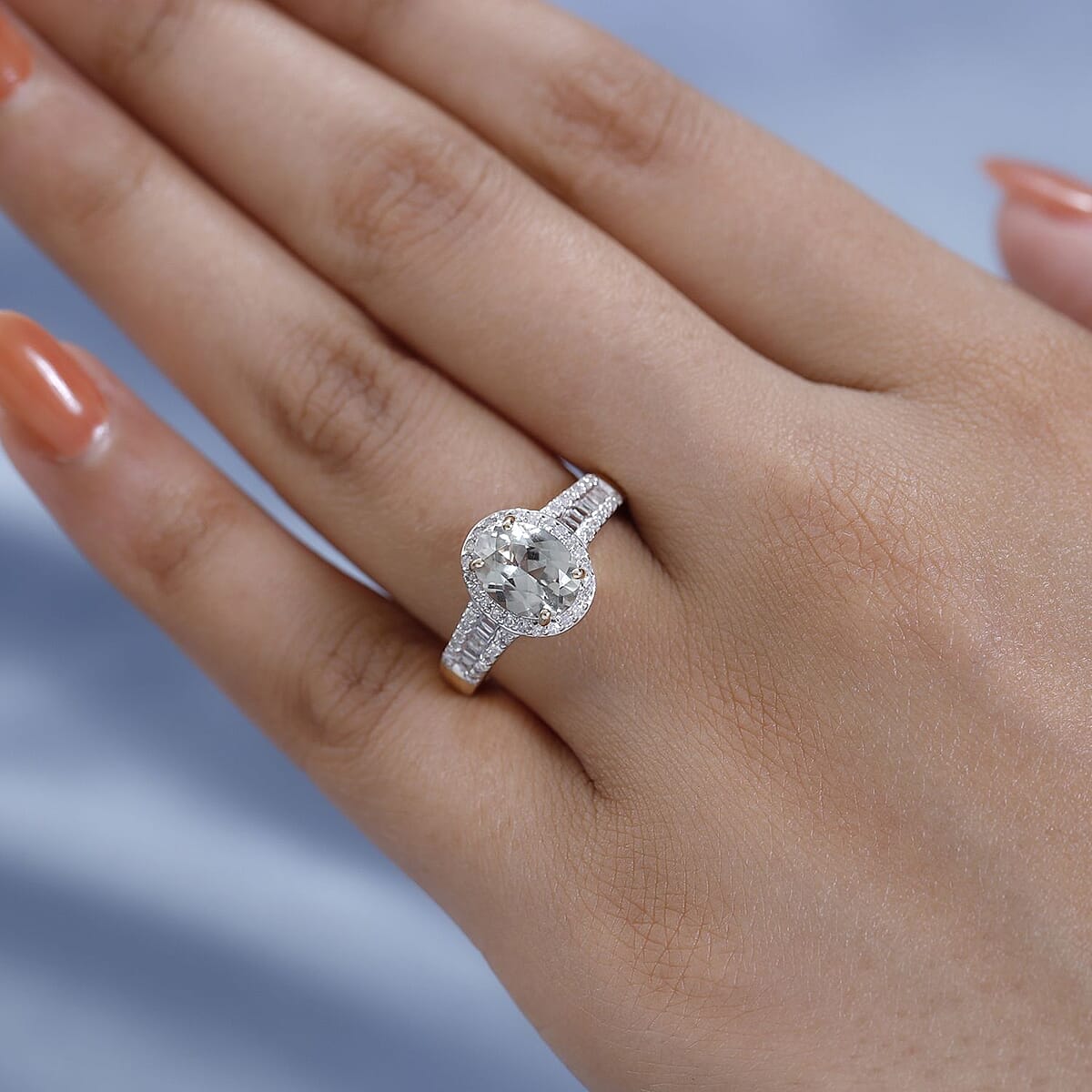 Luxoro AAA Turkizite and Diamond 2.50 ctw Cocktail Ring in 14K Yellow Gold (Size 8.0) image number 2