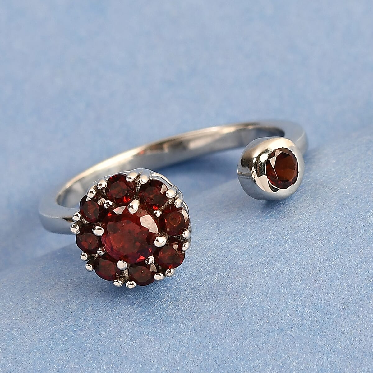Mozambique Garnet Birthstone Anxiety Spinner Openable Band Ring in Platinum Over Sterling Silver (Medium Adjustable Size 6-8) 1.00 ctw image number 1