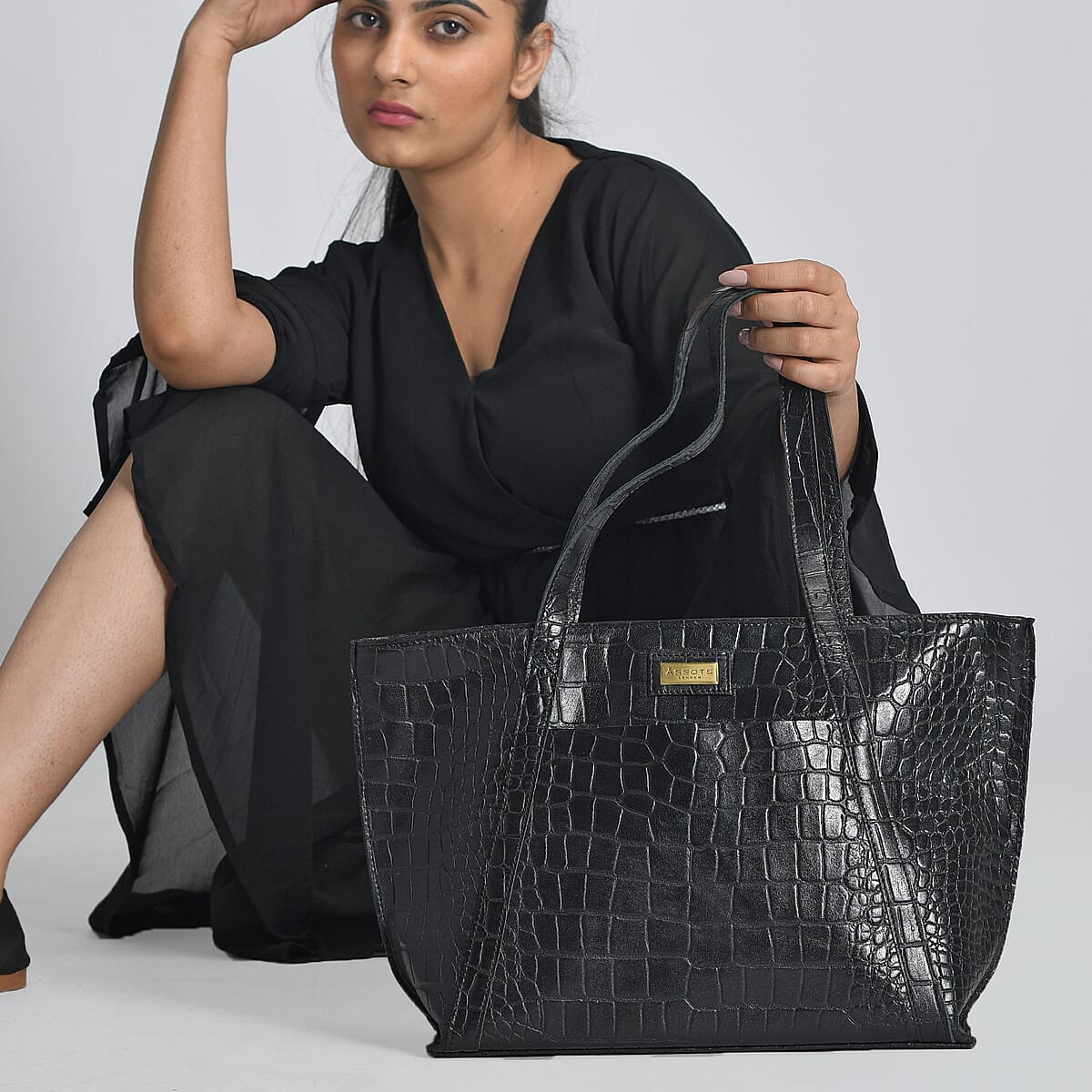 Assots London Black Genuine Leather Croco Embossed Tote Bag image number 2