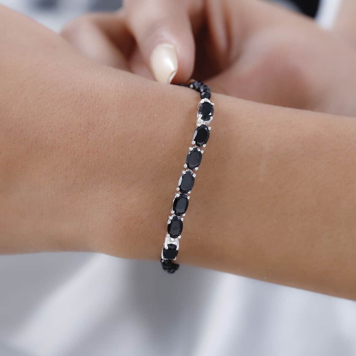 Thai Black Spinel Bracelet in Sterling Silver, Birthstone Jewelry, Gifts For Women (7.25 In) 20.65 ctw image number 1