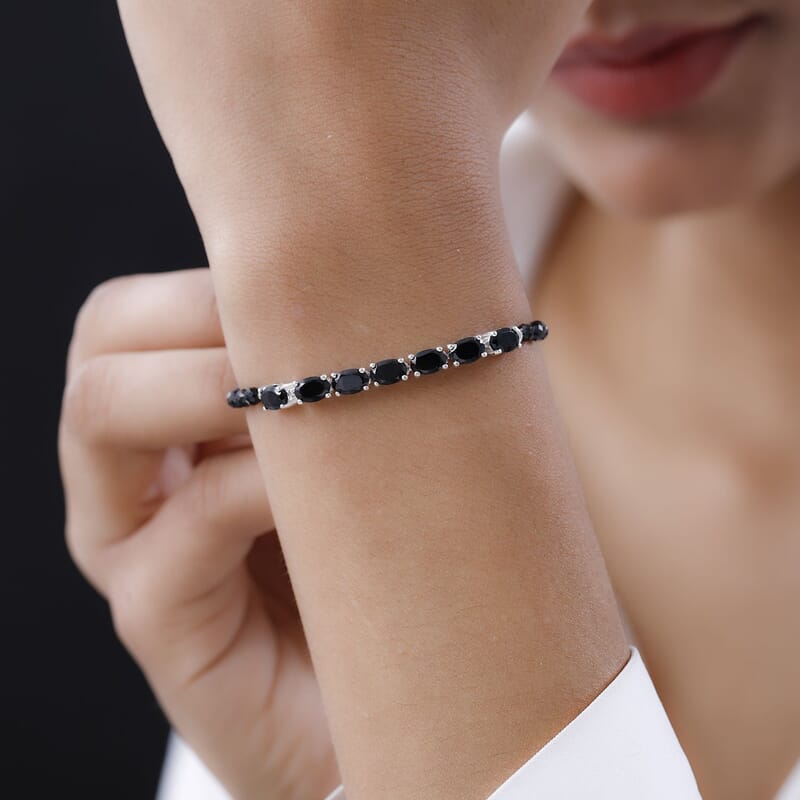 D'Joy Thai Black Spinel 20.65 ctw Bracelet in Sterling Silver, Birthstone Jewelry, Gifts For Women (7.25 In)