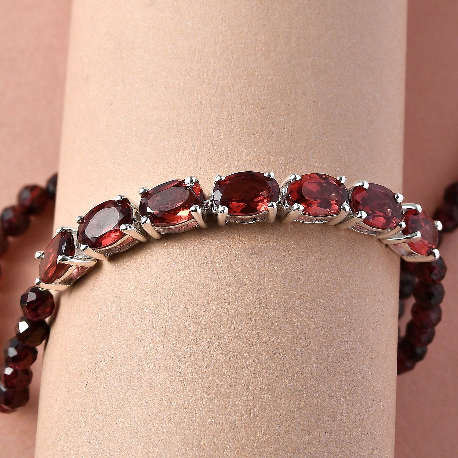 D'Joy Mozambique Garnet 18.90 ctw Bracelet in Sterling Silver, Birthstone Jewelry, Gifts For Women (7.25 In)