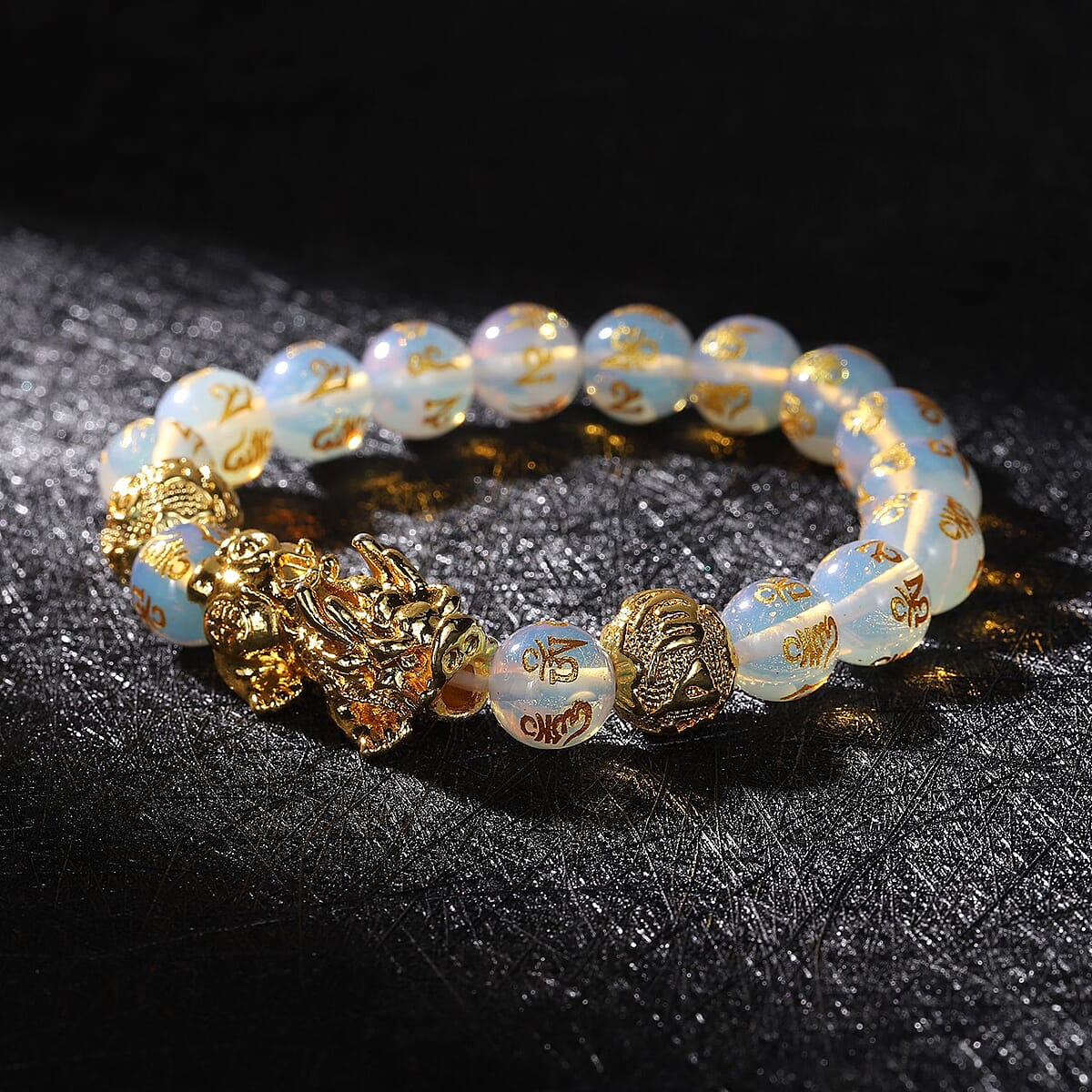 Feng Shui Red Agate Carved Beaded Pi xiu Charm Bracelet in Goldtone (6.50 In) 115.00  image number 1