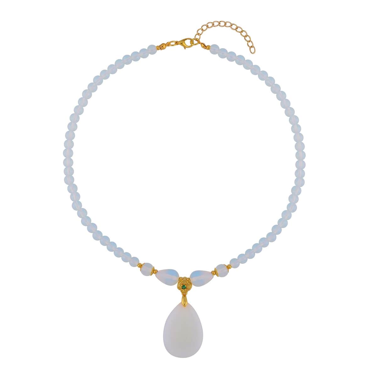 Opalite and Simulated Emerald Beaded Necklace 18-20 Inches in Goldtone 144.00 ctw image number 0