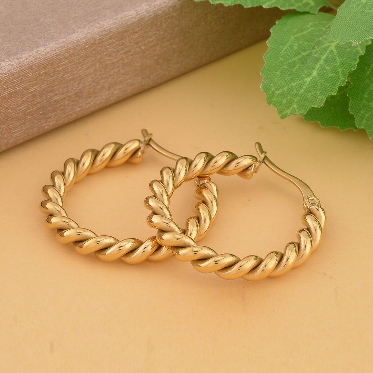 20mm Twisted Hoop Earrings in ION Plated YG Stainless Steel , Tarnish-Free, Waterproof, Sweat Proof Jewelry image number 1