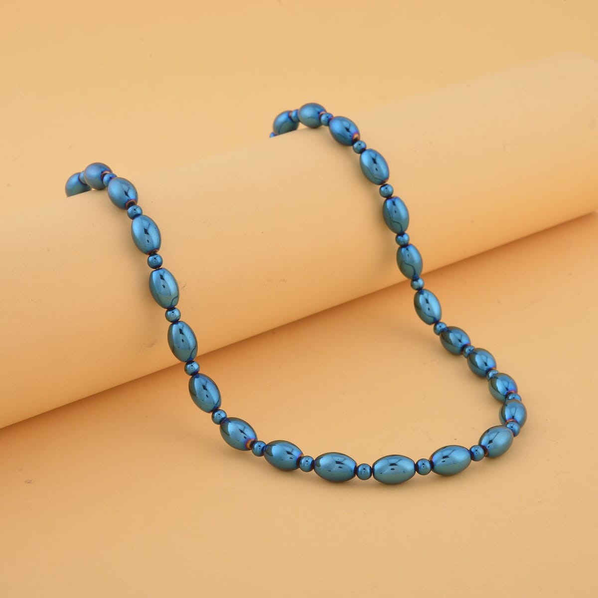 Blue Plated Hematite 326.50 ctw Beaded Necklace with Magnetic Clasp in Silvertone 20 Inches image number 1
