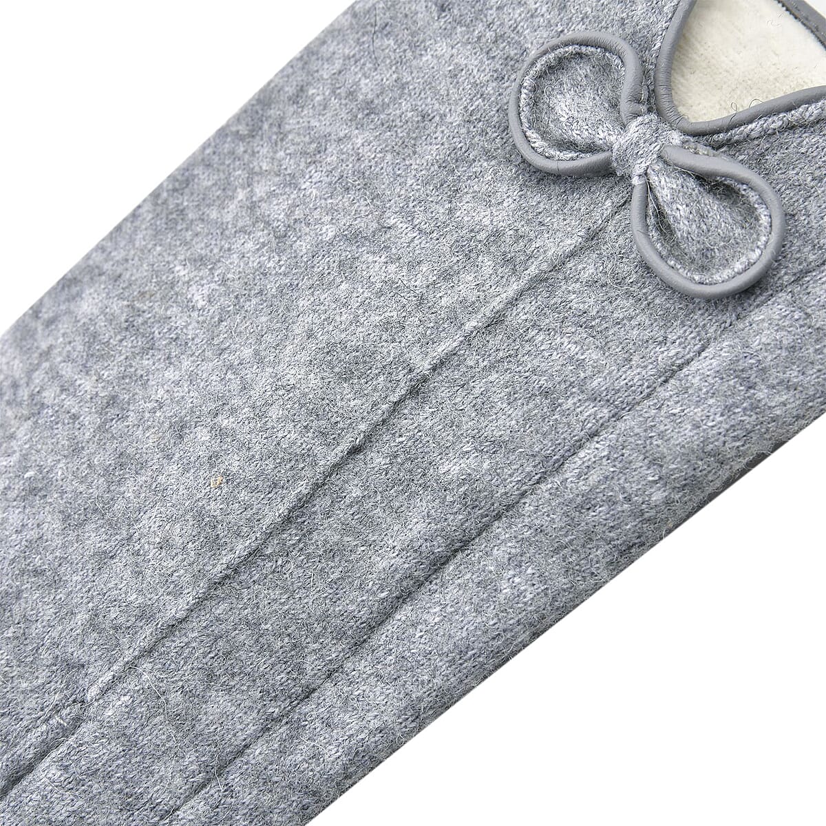 Gray Cashmere Warm Gloves with Bowknot and Equipped Touch Screen Friendly image number 2